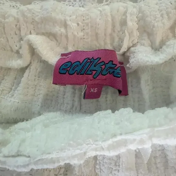 NWOT Edikted Lucy Ruffled Lace Shorts Sz XS - Picture 8 of 10